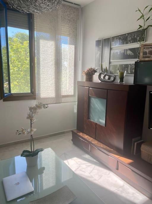 Fibes Con Parking Gratis Apartamento Sevilha