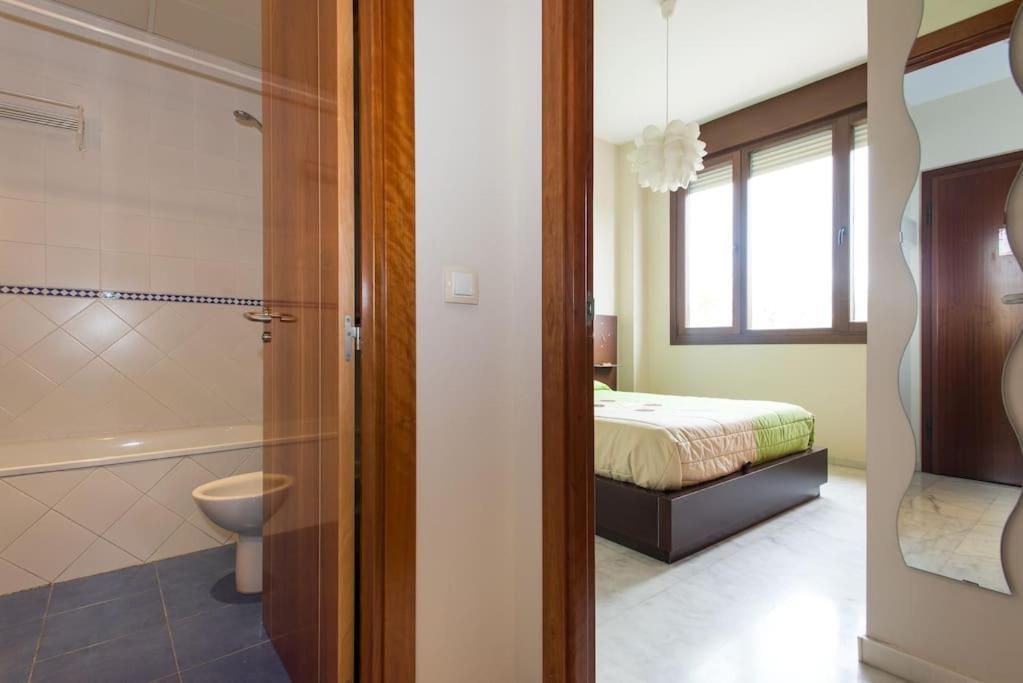 Fibes Con Parking Gratis Apartamento